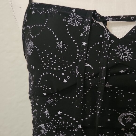 Ultra flirt Celestrial dress - Picture 2 of 4